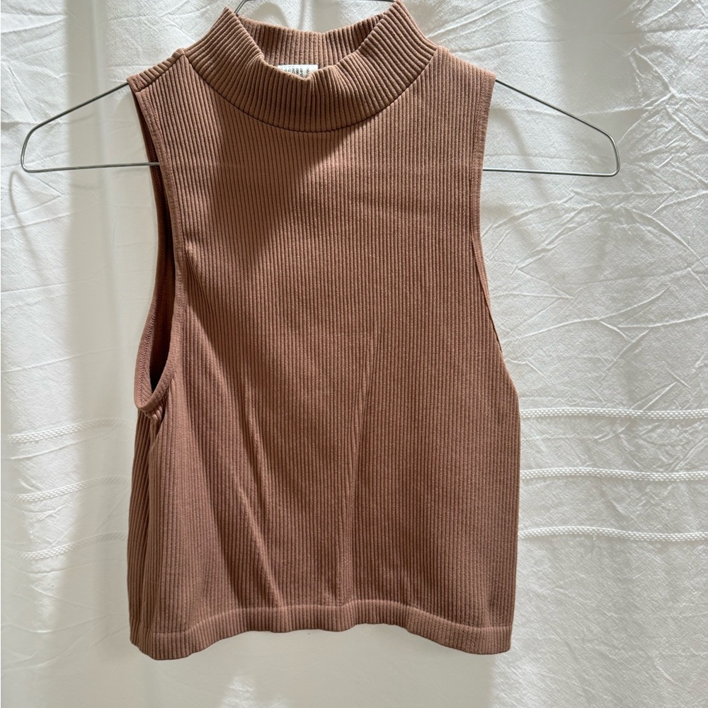 Zara opium color turtle neck top